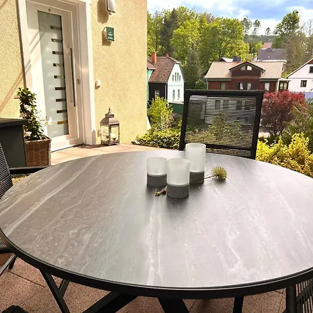Traum-ferienwohnungen Georgenthal Apartment *